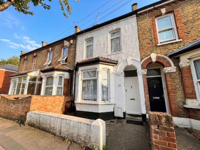 House for sale in Plashet, Greater London