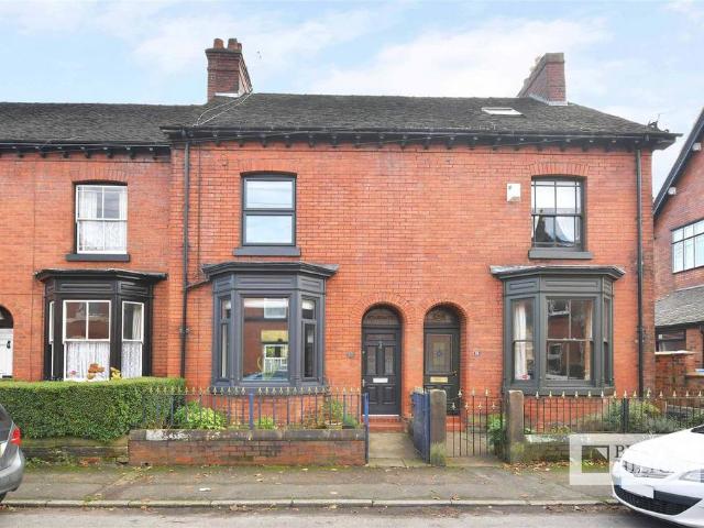 House for sale in Kingsley Moor, Staffordshire