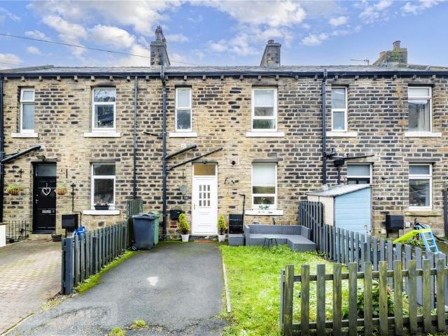 House for sale in Wellhouse, Golcar
