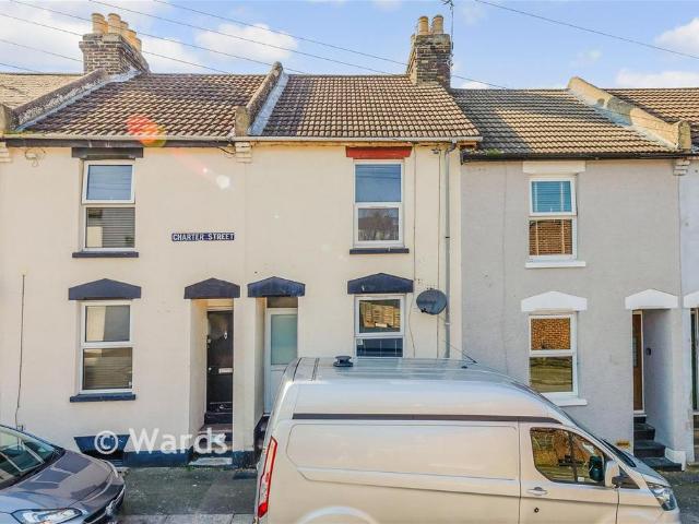 House for sale in Chatham