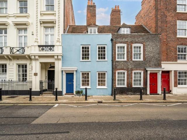 House for sale in Old Portsmouth, City Of Portsmouth
