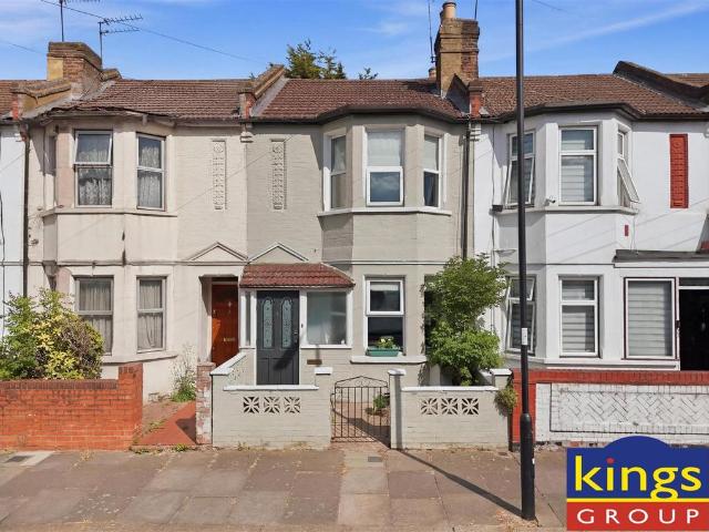 House for sale in Lower Edmonton, Greater London