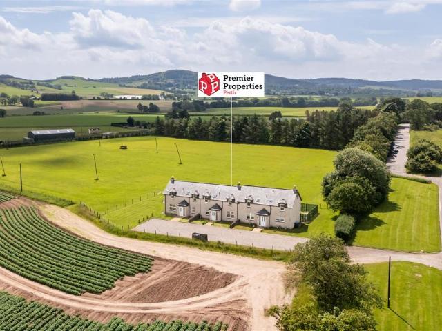 House for sale in Balbeggie, Scotland