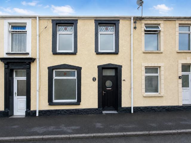 House for sale in Cwmbwrla, Nangreaves