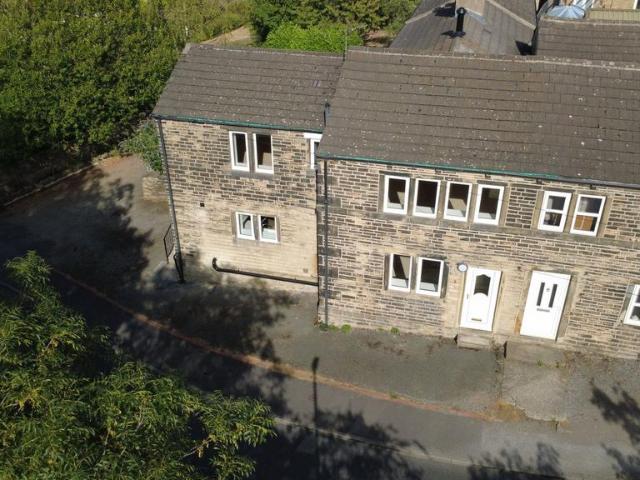 House for sale in Lascelles Hall, Kirkburton