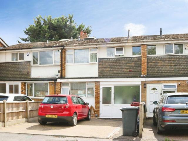 House for sale in Colnbrook, Slough