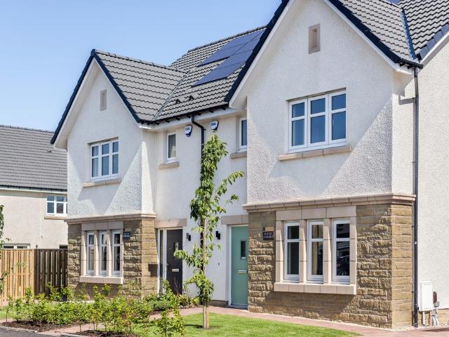 House for sale in Auchinloch, Scotland