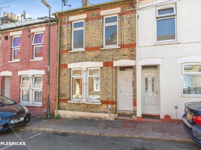 House for sale in Snodhurst, Chatham