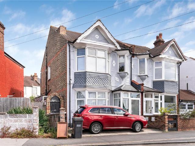 House for sale in London Borough of Croydon, Thornton Heath