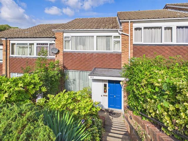 House for sale in Selsdon, Greater London