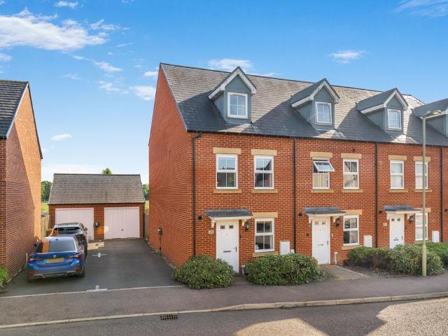 House for sale in Evershot, Oxfordshire