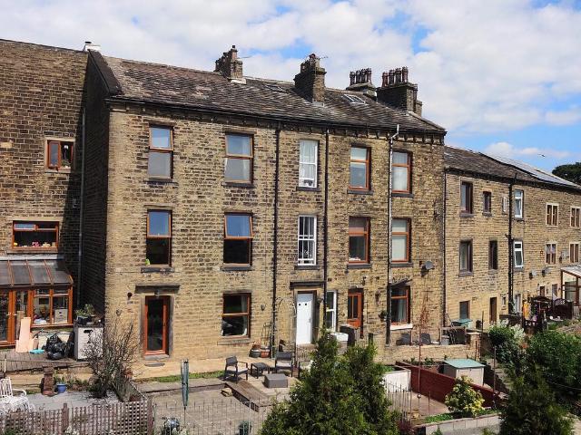 House for sale in Stainland & District, Stainland
