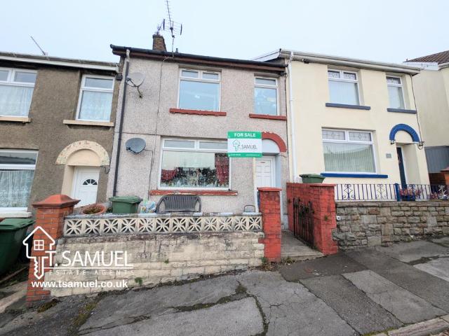 House for sale in Abercynon