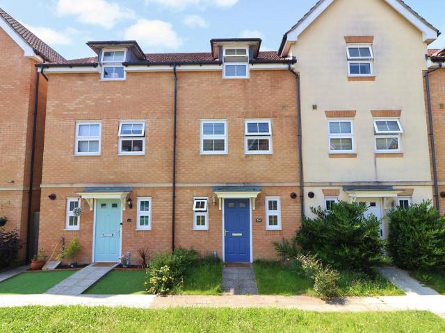 House for sale in Hedge End, Helford