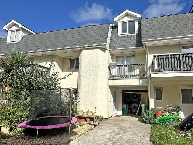 House for sale in Alderney, Poole