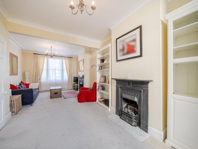 House for sale in Fulham, Greater London