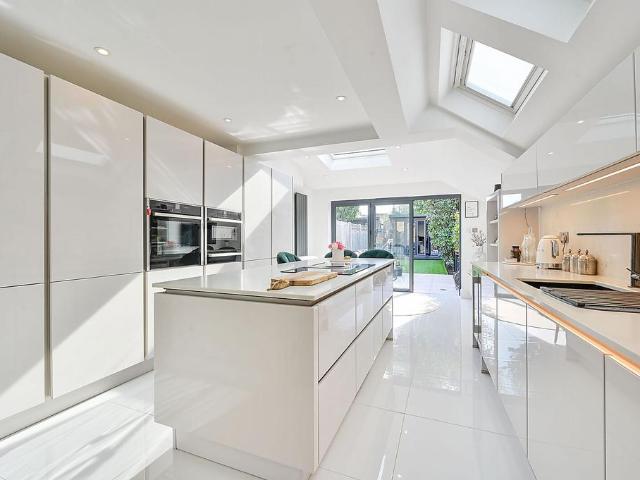 House for sale in London Borough of Richmond upon Thames, Greater London