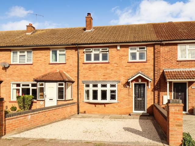 House for sale in Chadwell St Mary, Essex