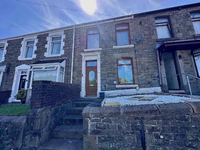 House for sale in Cwmbwrla, Nangreaves