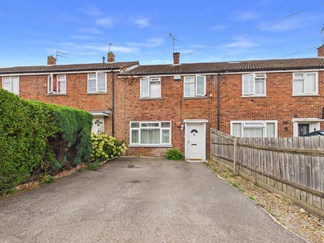 House for sale in Quarrendon, Aylesbury