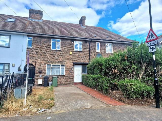 House for sale in London Borough of Lewisham, Greater London