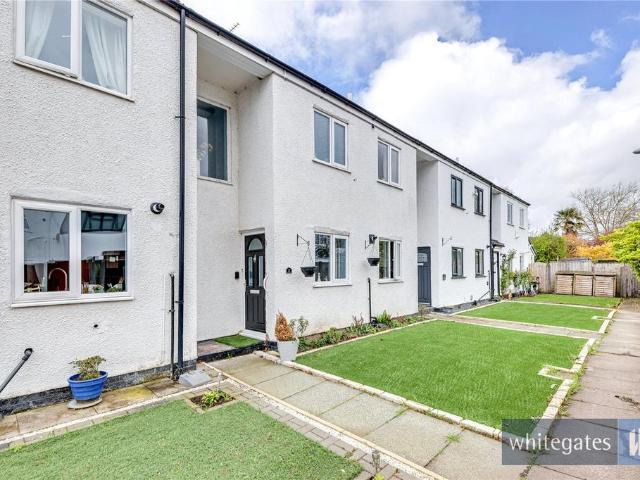 House for sale in Hale
