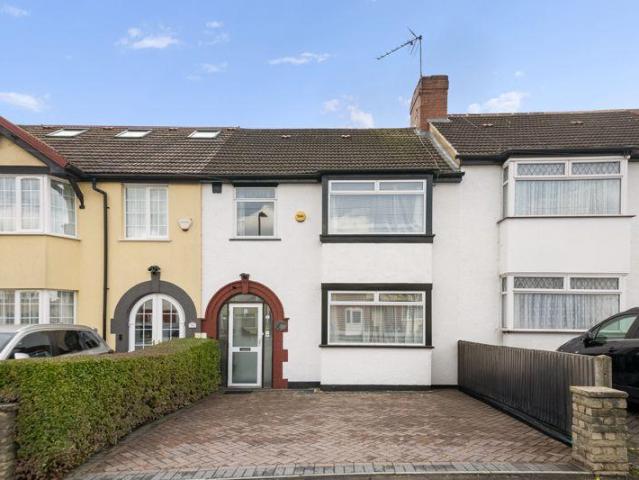 House for sale in London Borough of Ealing, Greater London