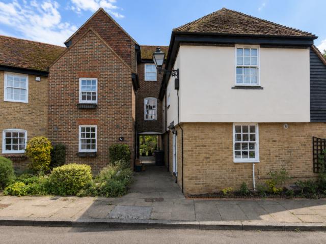 House for sale in Sandwich, Ash