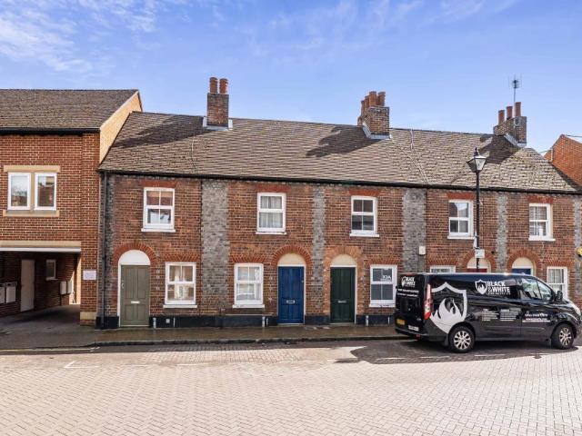 House for sale in Theale, West Berkshire