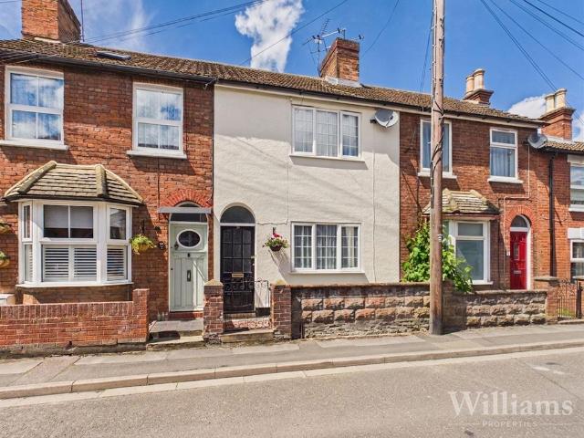 House for sale in Victoria Park, Aylesbury