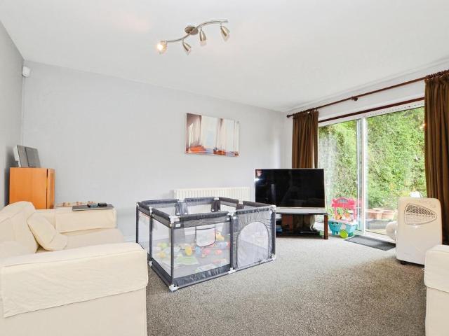 House for sale in Northwood, Greater London