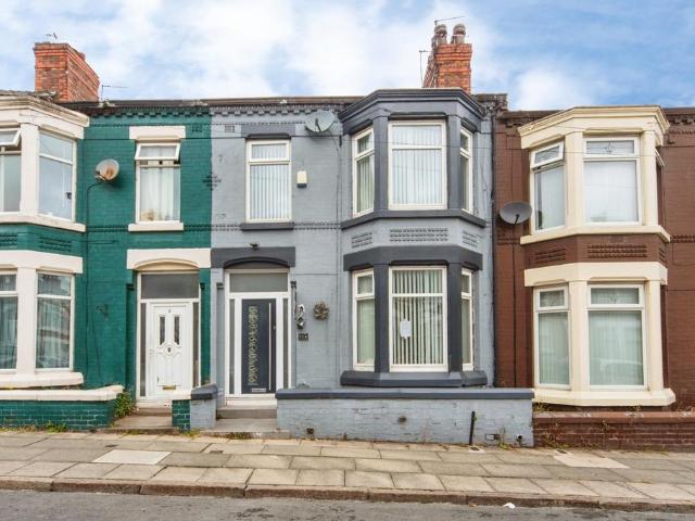 House for sale in Calderstones