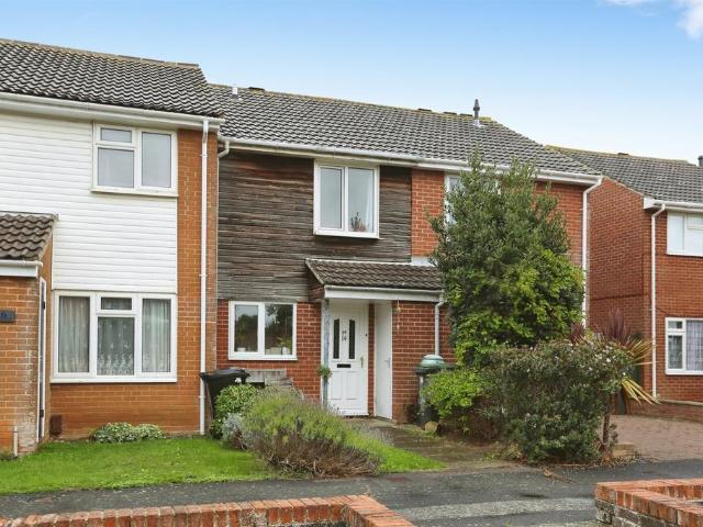 House for sale in Lee-on-the-Solent, Gosport
