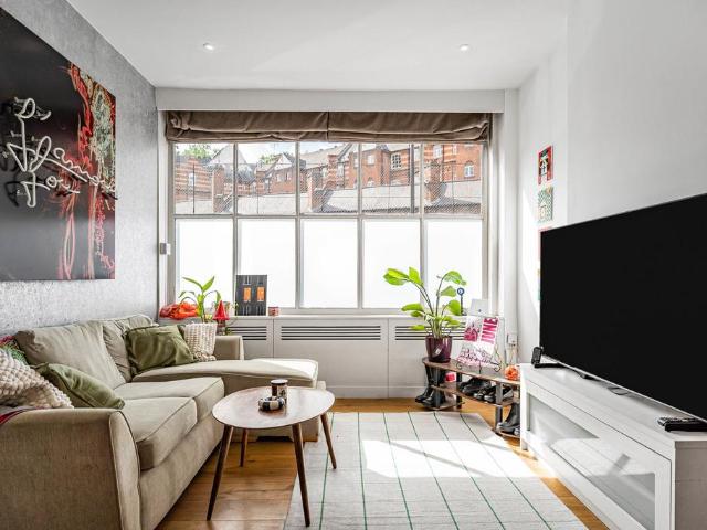 House for sale in Whitechapel, Greater London
