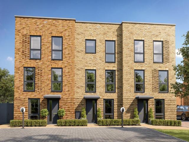 House for sale in Houghton Regis, Bedfordshire