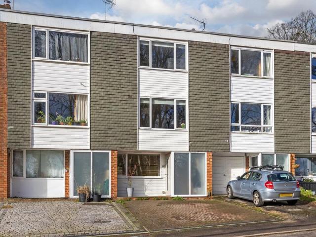 House for sale in Fulflood, Hampshire