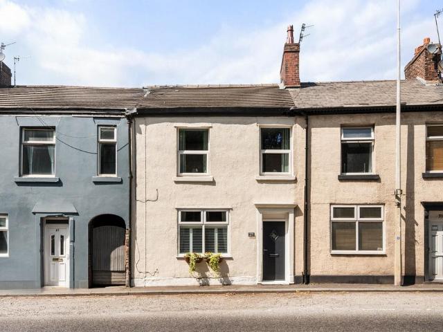 House for sale in Disley