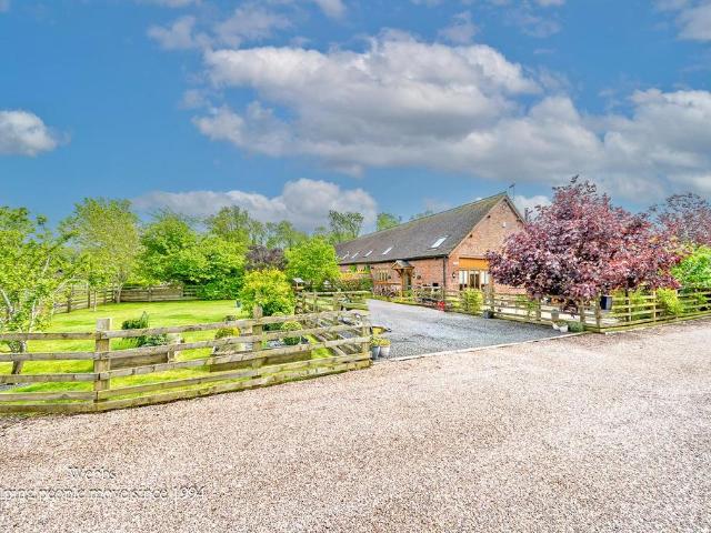House for sale in Baswich, Staffordshire