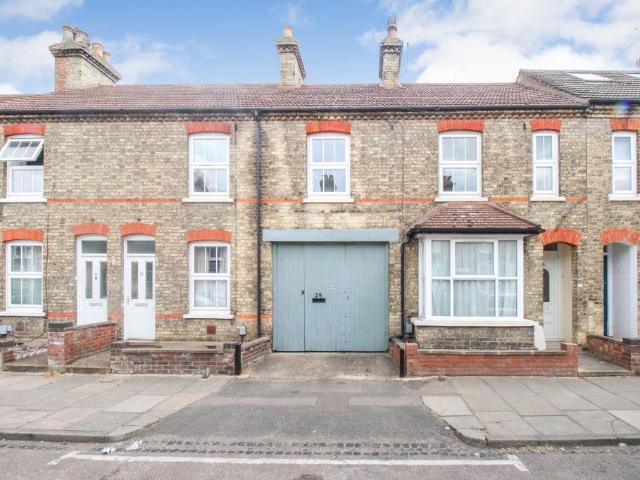 House for sale in Castle, Bedford