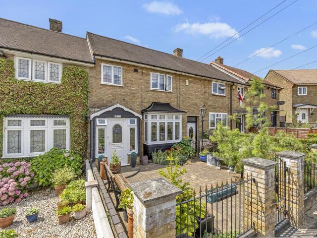 House for sale in London Borough of Havering, Greater London