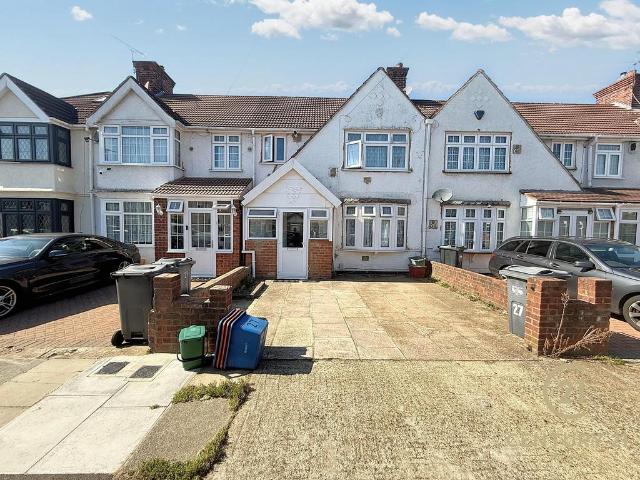 House for sale in London Borough of Hounslow, Greater London