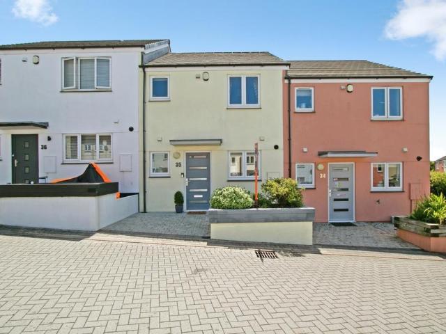 House for sale in Mount Ambrose, Cornwall