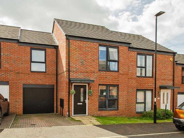 House for sale in Brownhills, West Midlands