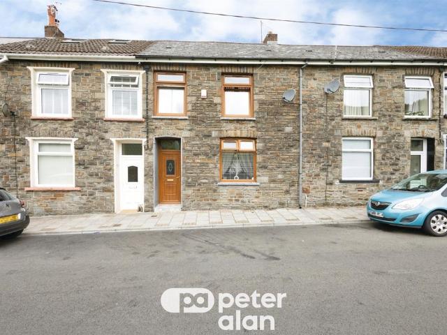 House for sale in Penrhiwceiber, Wales