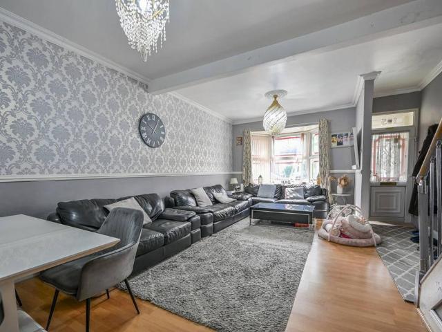 House for sale in Plashet, Greater London