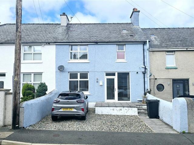 House for sale in Porth-y-Felin, Holyhead