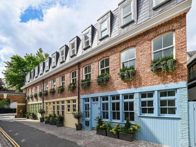 House for sale in Earl's Court, Isle Of Man
