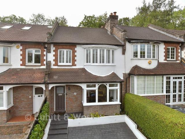 House for sale in London Borough of Croydon, Greater London