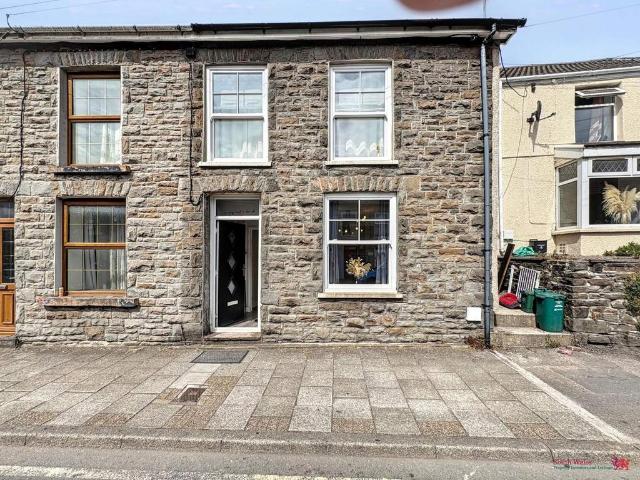 House for sale in Ystrad, Gelli