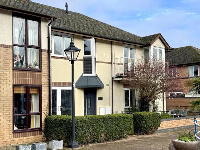 House for sale in Penarth Marina, Penarth